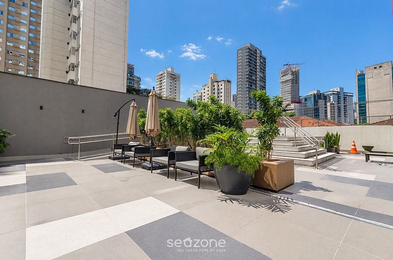 Apto. Bem localizado em Cond. c/ Piscina NOJ0311