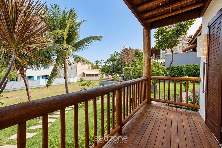 Casa em Cond. c/ Piscina Privativa AJE0002