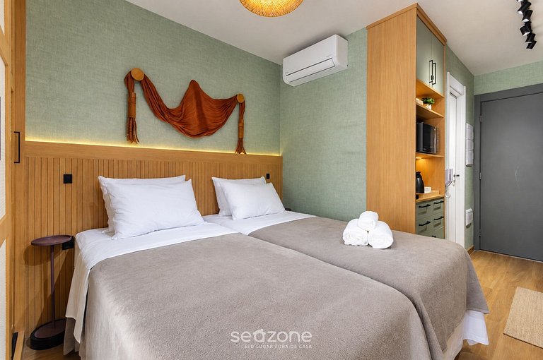 Studio bien ubicado en Condo. c/ Piscina FBG0518