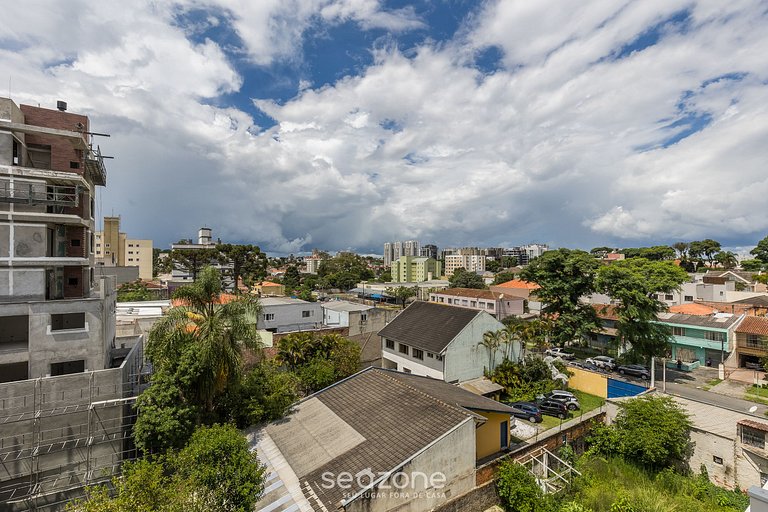 Conforto em Curitiba em cond. c/ academia PLA0307