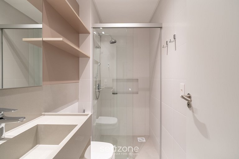 Edificio c/ piscina a 220 m del mar RTY0215