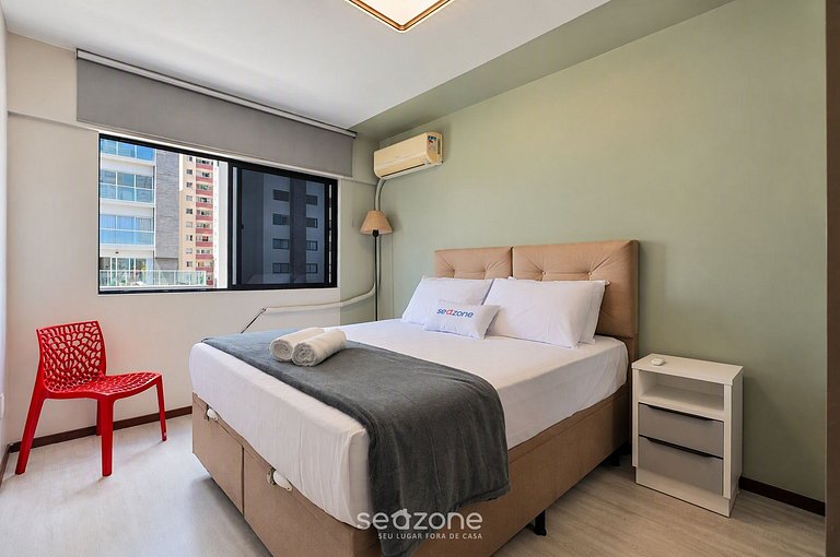 Apto. en Condo. a 870m de Pr Central ILS0606