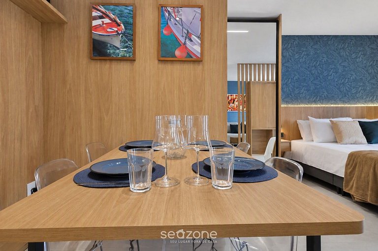 Studio em Cond. c/ Piscina e Vista Cid. HCL2906
