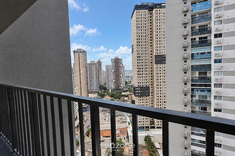 Studio em Cond. c/ Piscina e Vista HCL2406