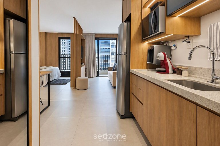 Studio em Cond. c/ Piscina e Vista HCL2406