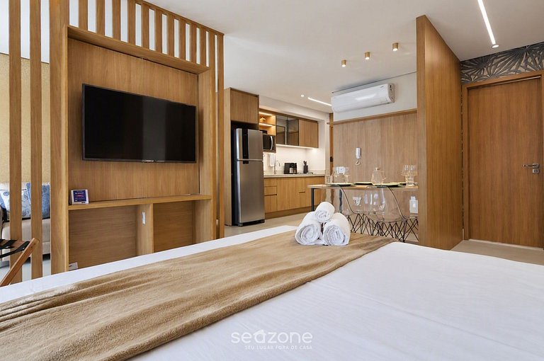Studio em Cond. c/ Piscina e Vista HCL2406