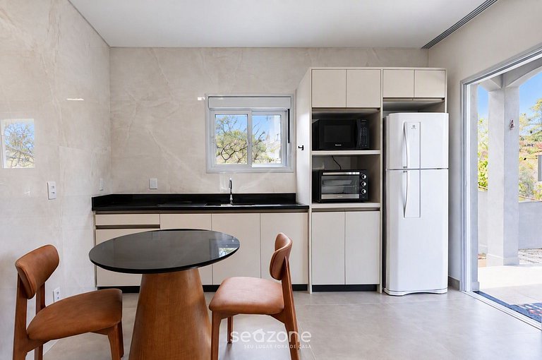 Studio Bem localizado em Cond. PNR0005