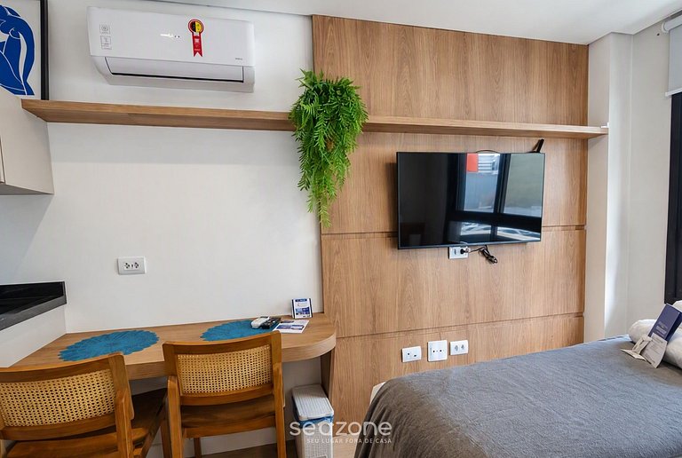Studio em Cond. c/ Piscina e Vista BAT0203