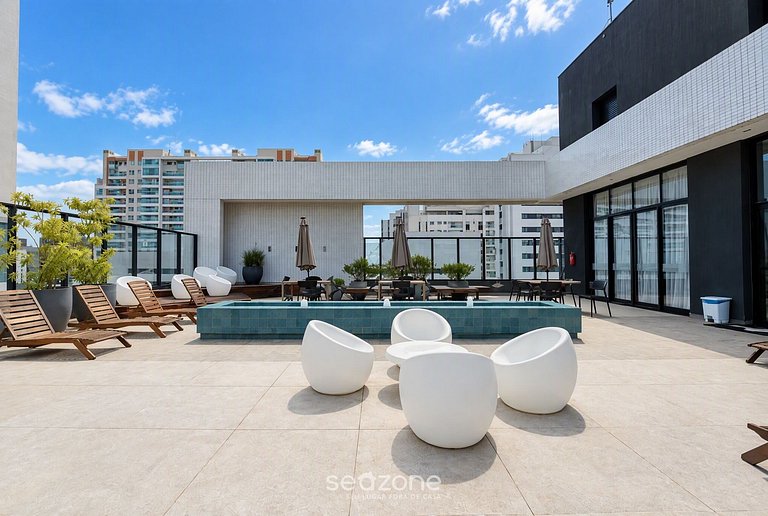 Studio em Cond. c/ Piscina e Vista BAT0203