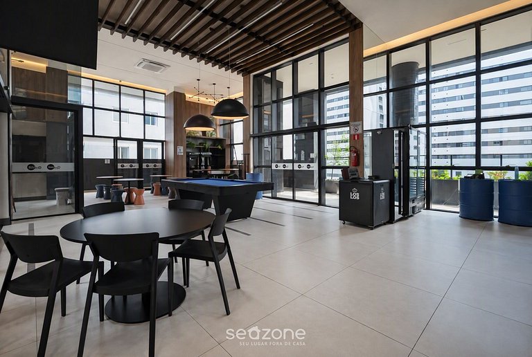 Studio em Cond. c/ Piscina e Vista BAT0203