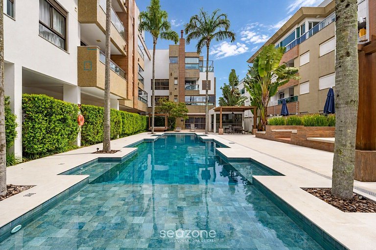 Apto. en Condo. c/ Piscina y parr. LPE0205