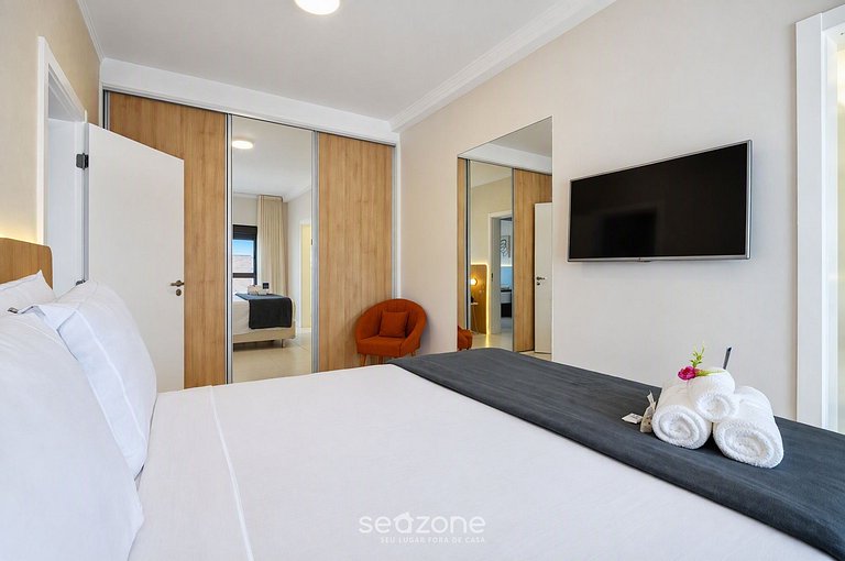 Apto. en Condo. c/ Piscina y parr. LPE0205