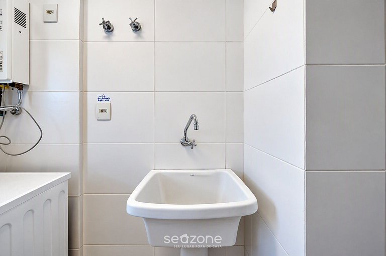 Apto. en Condo. c/ Piscina y parr. LPE0205