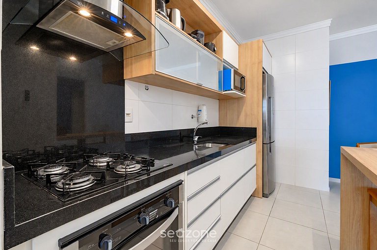 Apto. en Condo. c/ Piscina y parr. LPE0205