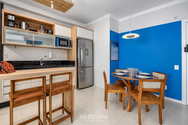Apto. en Condo. c/ Piscina y parr. LPE0205