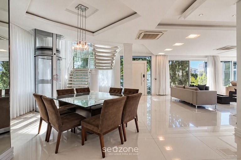 Casa en Condo. c/ Piscina Priv. TIR0563