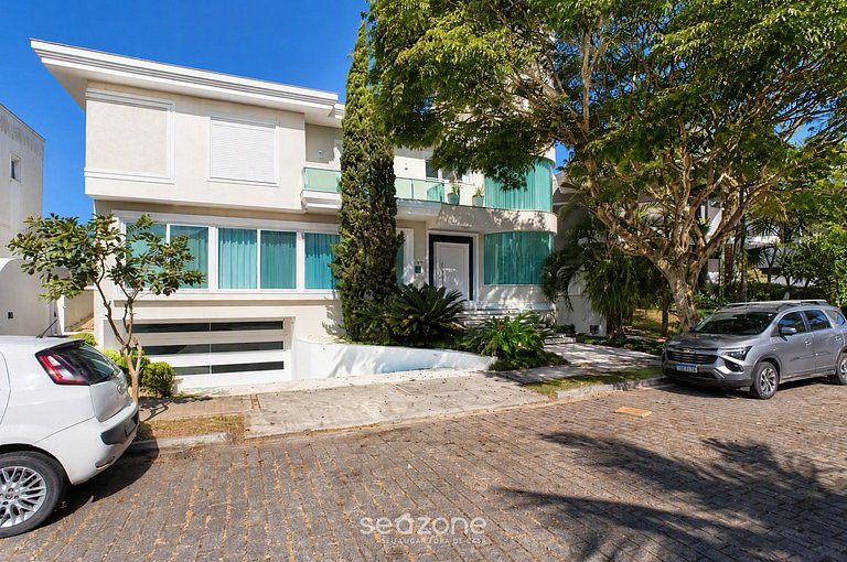 Casa en Condo. c/ Piscina Priv. TIR0563