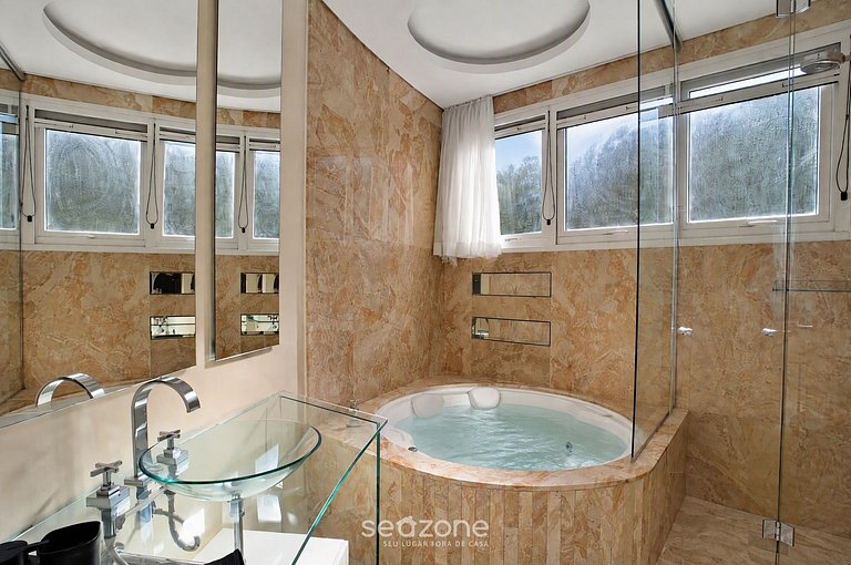 Casa en Condo. c/ Piscina Priv. TIR0563
