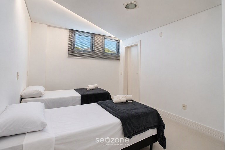 Casa en Condo. c/ Piscina Priv. TIR0563