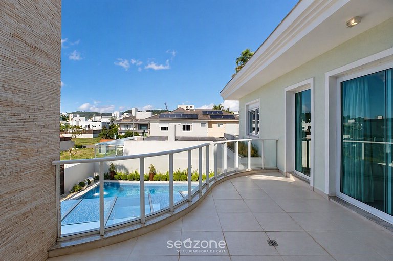 Casa en Condo. c/ Piscina Priv. TIR0563