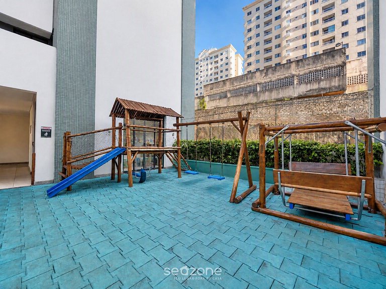 Apto. em Cond. c/ Piscina e Vista Cid. GII0302