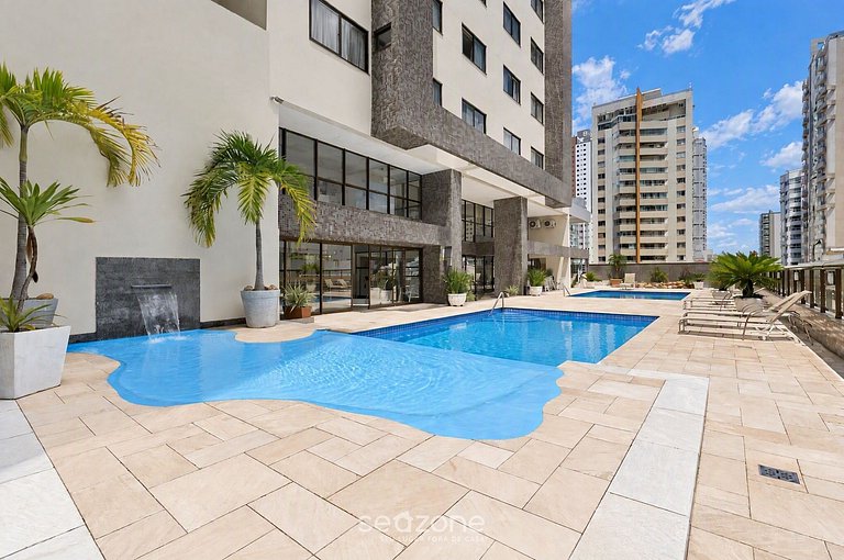 Studio em Cond. c/ Piscina a 400m da Pr SUL1004