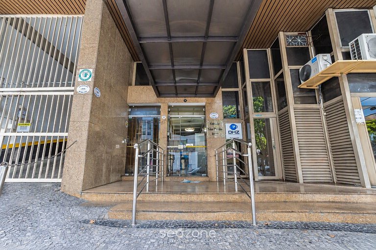 Apto. Bem localizado em Lourdes ASP1003