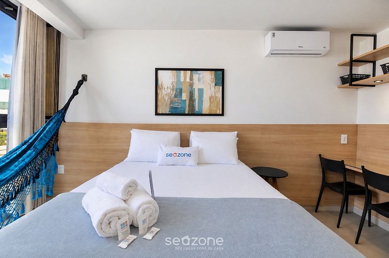 Studio en Condo. c/ Piscina a 480m AZZ0102