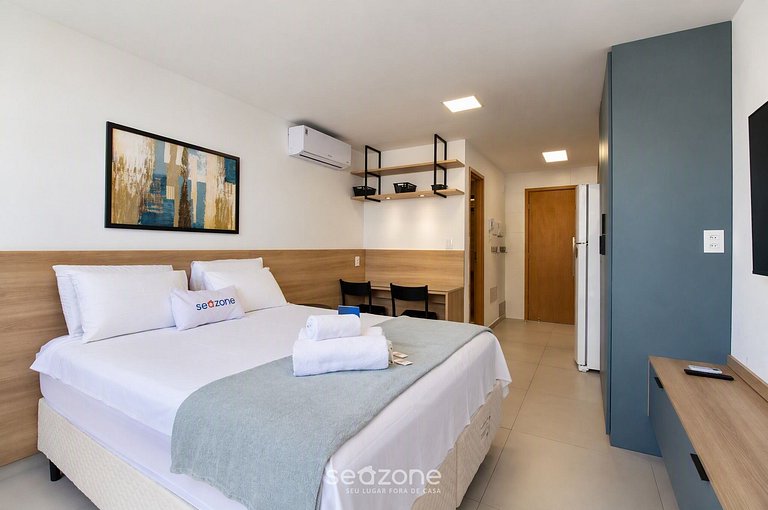 Studio em Cond. c/ Piscina a 480m AZZ0102