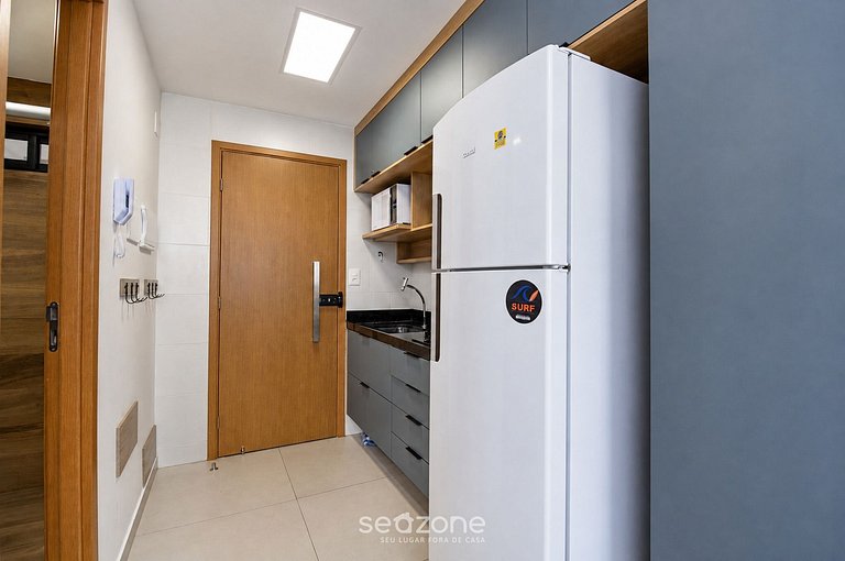 Studio en Condo. c/ Piscina a 480m AZZ0102