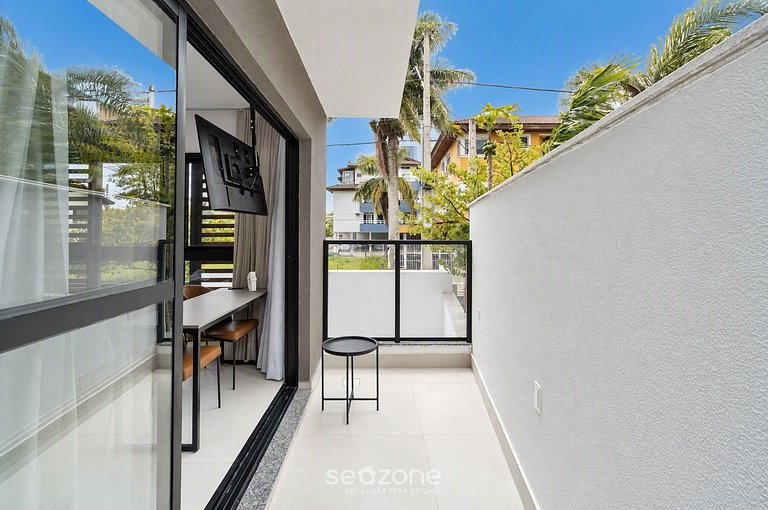 Apto centrinho da Lagoa rooftop c/ piscina LST0004