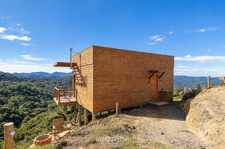 Cabana c/ Hidromassagem e Vista Montanha VST030