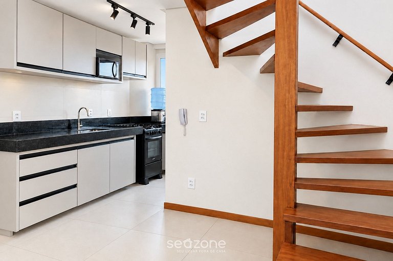 Casa em Cond. c/ Piscina e Lago VPG0103