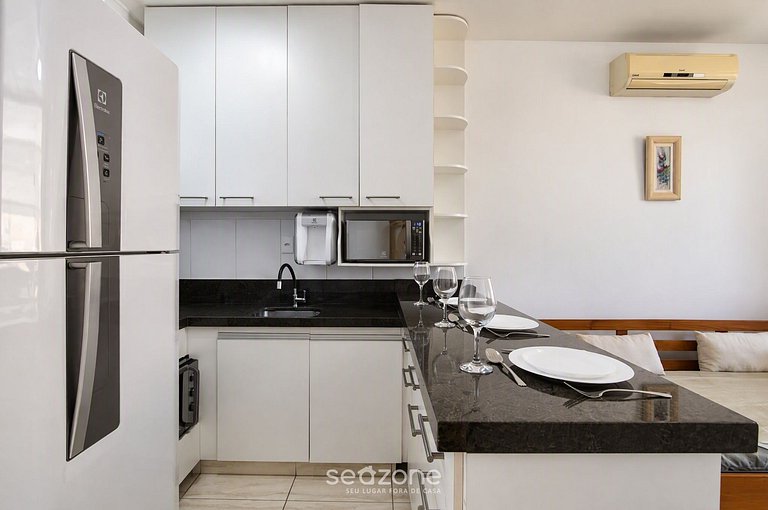Apto. c/ Balcón en Condo. c/ Piscina PTL0130