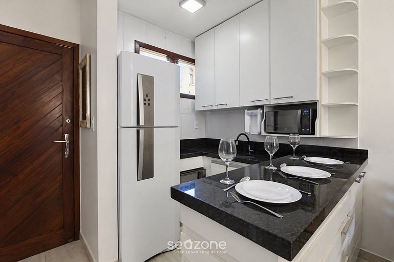 Apto. c/ Balcón en Condo. c/ Piscina PTL0130