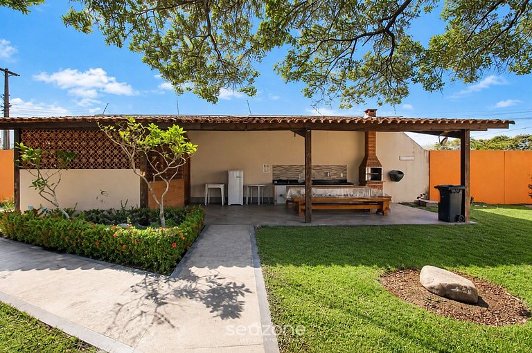 Apto. c/ Balcón en Condo. c/ Piscina PTL0130