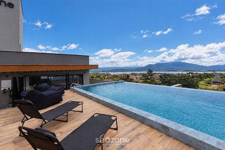 Studio em Cond. c/ Piscina e Varanda RUT0021