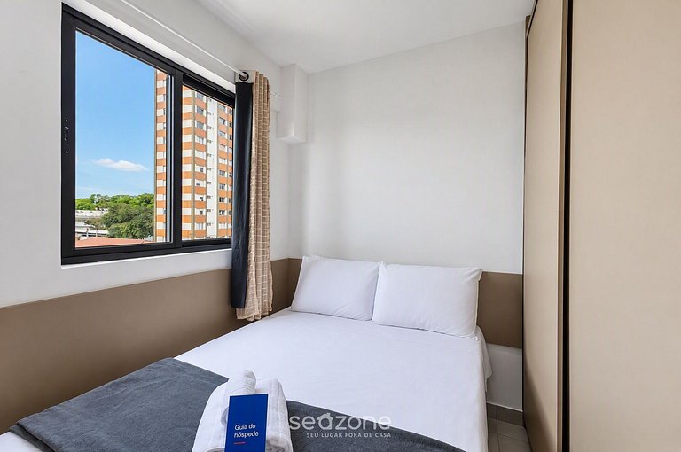 Studio em Cond. c/ Vista p/ Cidade LIS0041