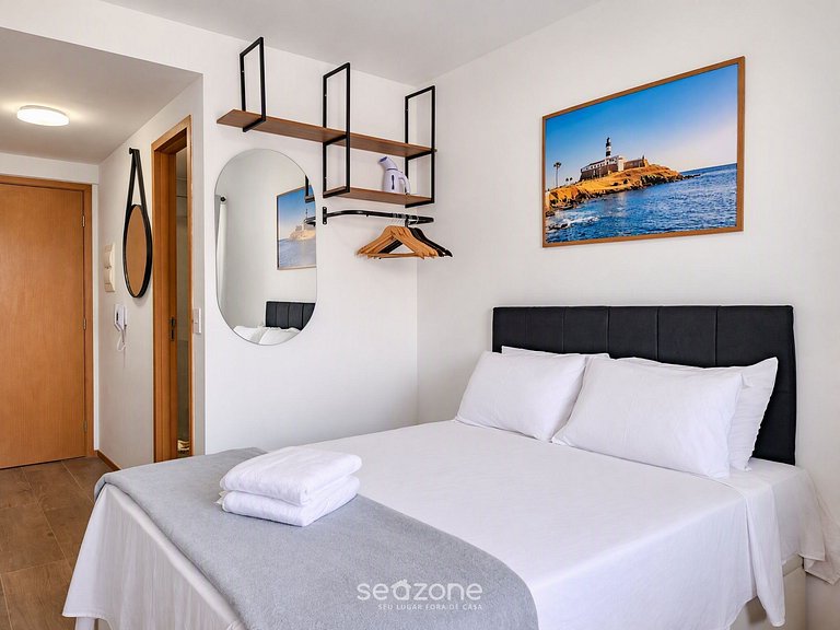 Studio em Cond. c/ Piscina a 680m do Mar EUB1302