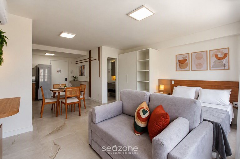 Studio em Cond. c/ Piscina e Vista Cid. IGA0503
