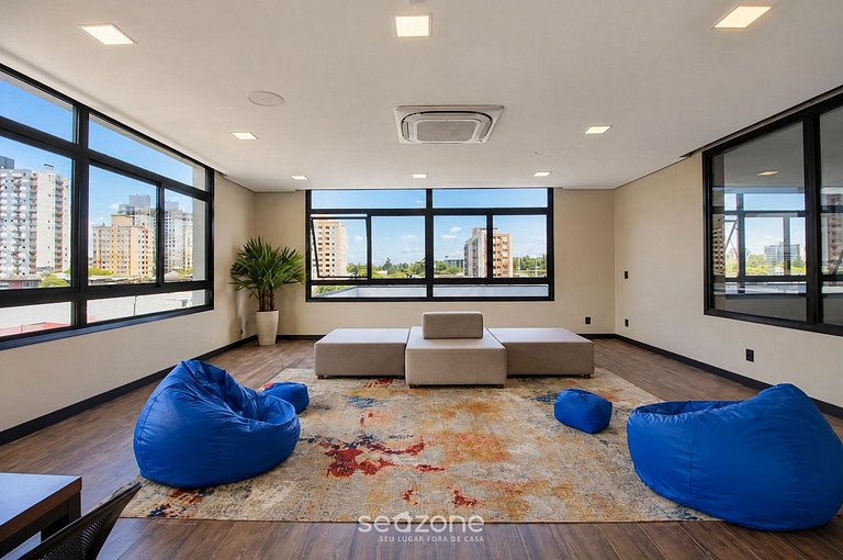 Studio em Cond. c/ Piscina e Vista Cid. IGA0503