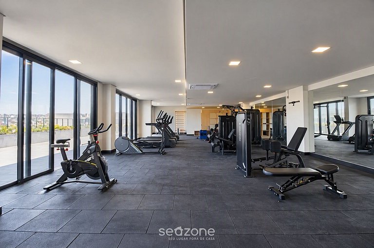 Studio em Cond. c/ Piscina e Vista Cid. IGA0503