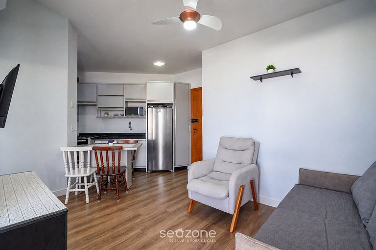 Apto. en Condo. c/ Piscina GVMD0111