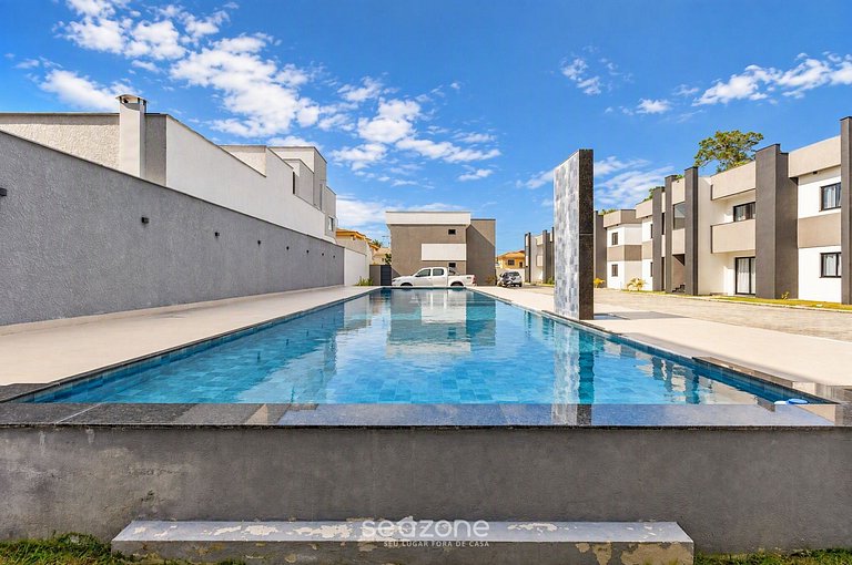 Apto. em Cond. c/ Piscina em Porto Seg. RNM0016