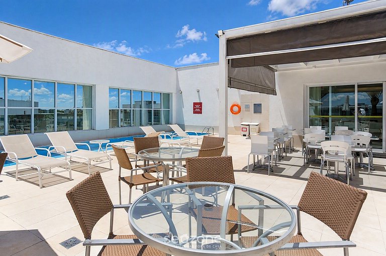 Studio em Cond. c/ Piscina e Vista SMZ1412