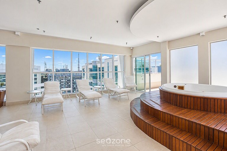 Studio em Cond. c/ Piscina e Vista SMZ1412