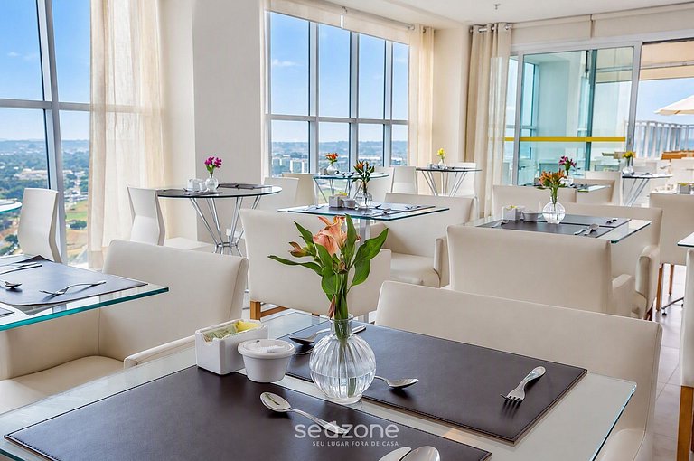 Studio em Cond. c/ Piscina e Vista SMZ1412