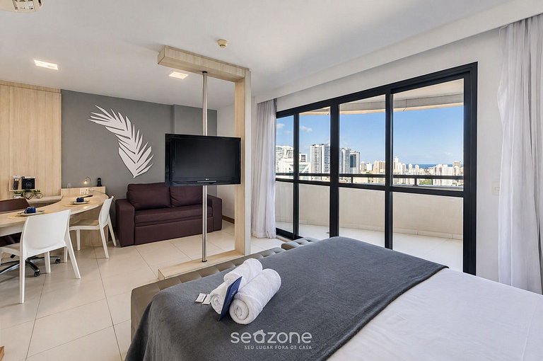Studio en Condo. c/ Piscina MSB1803