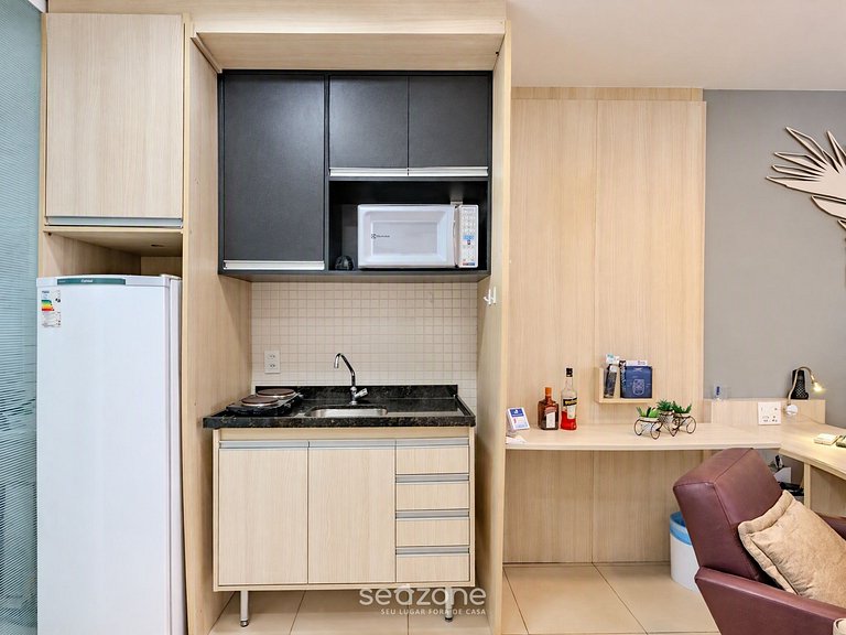 Studio en Condo. c/ Piscina MSB1803