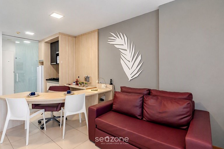 Studio en Condo. c/ Piscina MSB1803